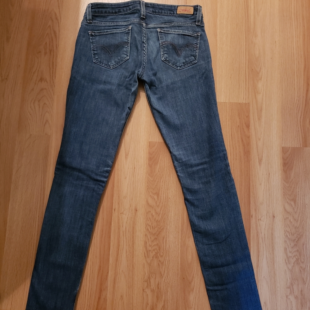 Levi jeans